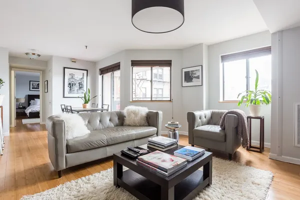 $3,250 | 147 Kelton Street, Unit 404, Boston, MA 02134