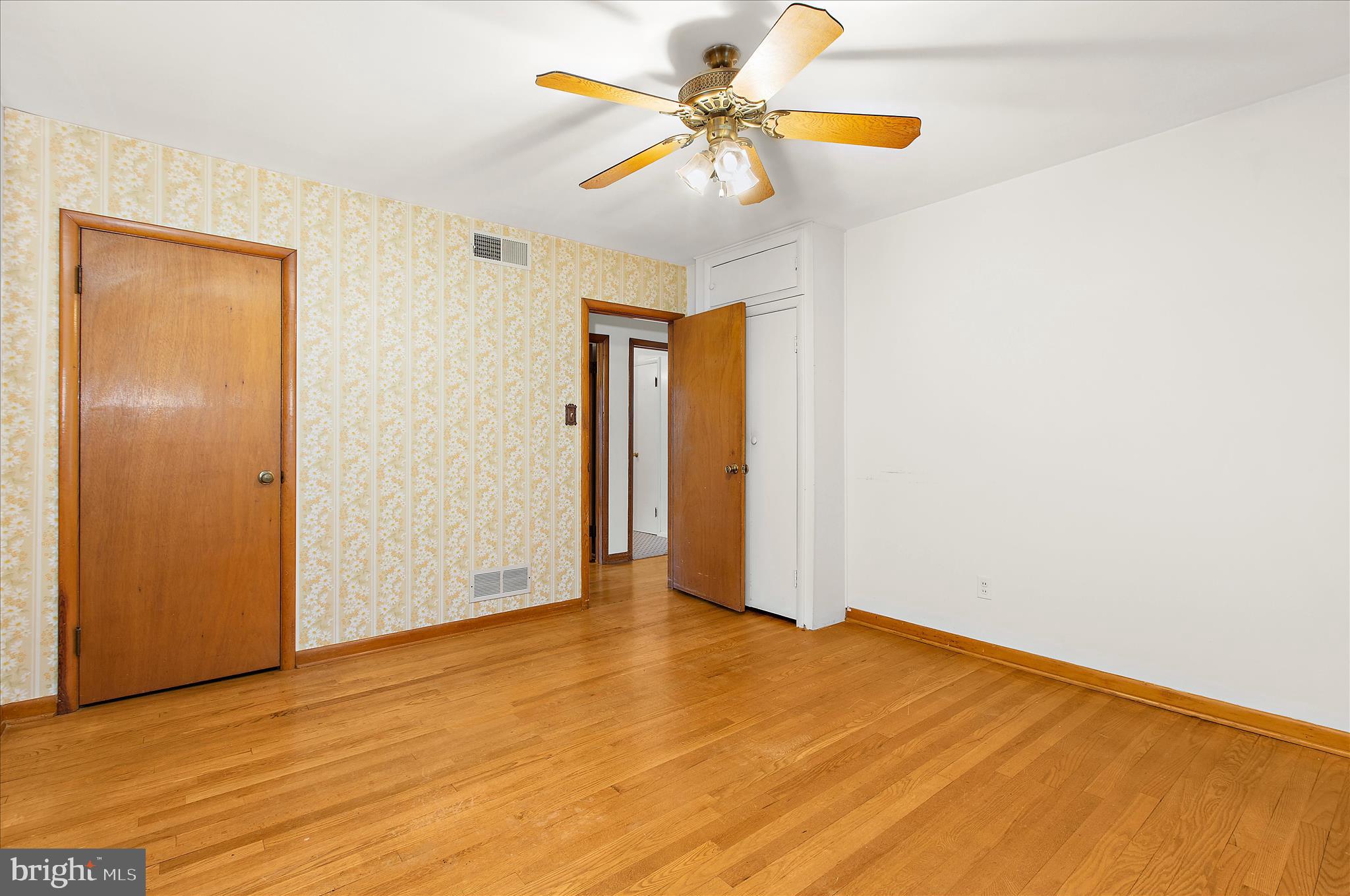 133 Cedar Hill Road Baltimore, MD 21225 - Photo 16 of 47 Gallery Image 16