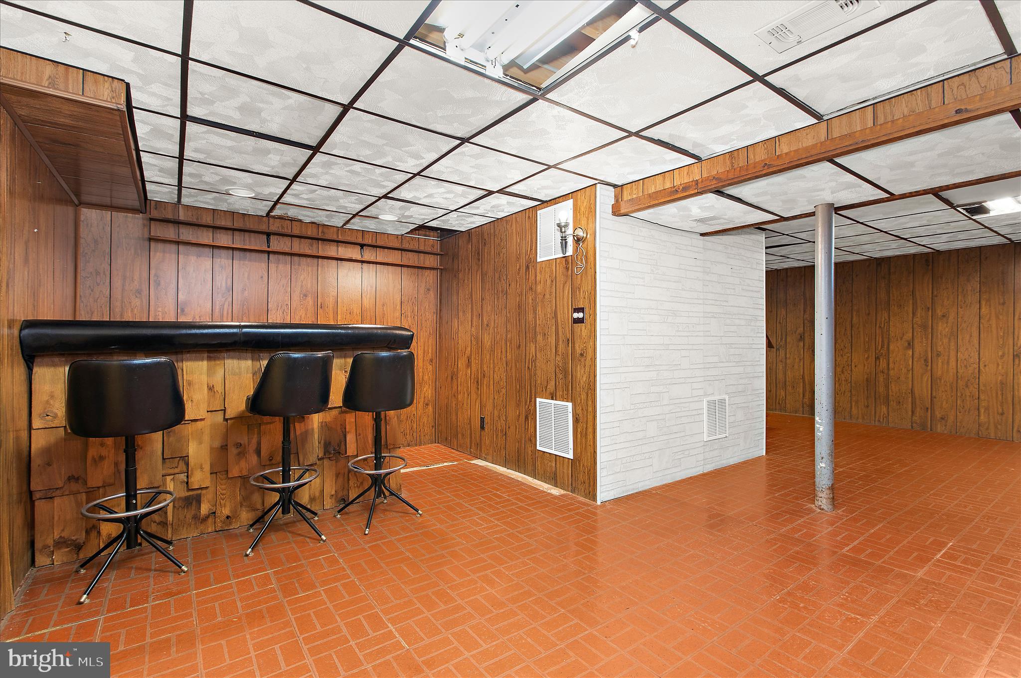 133 Cedar Hill Road Baltimore, MD 21225 - Photo 28 of 47 Gallery Image 28