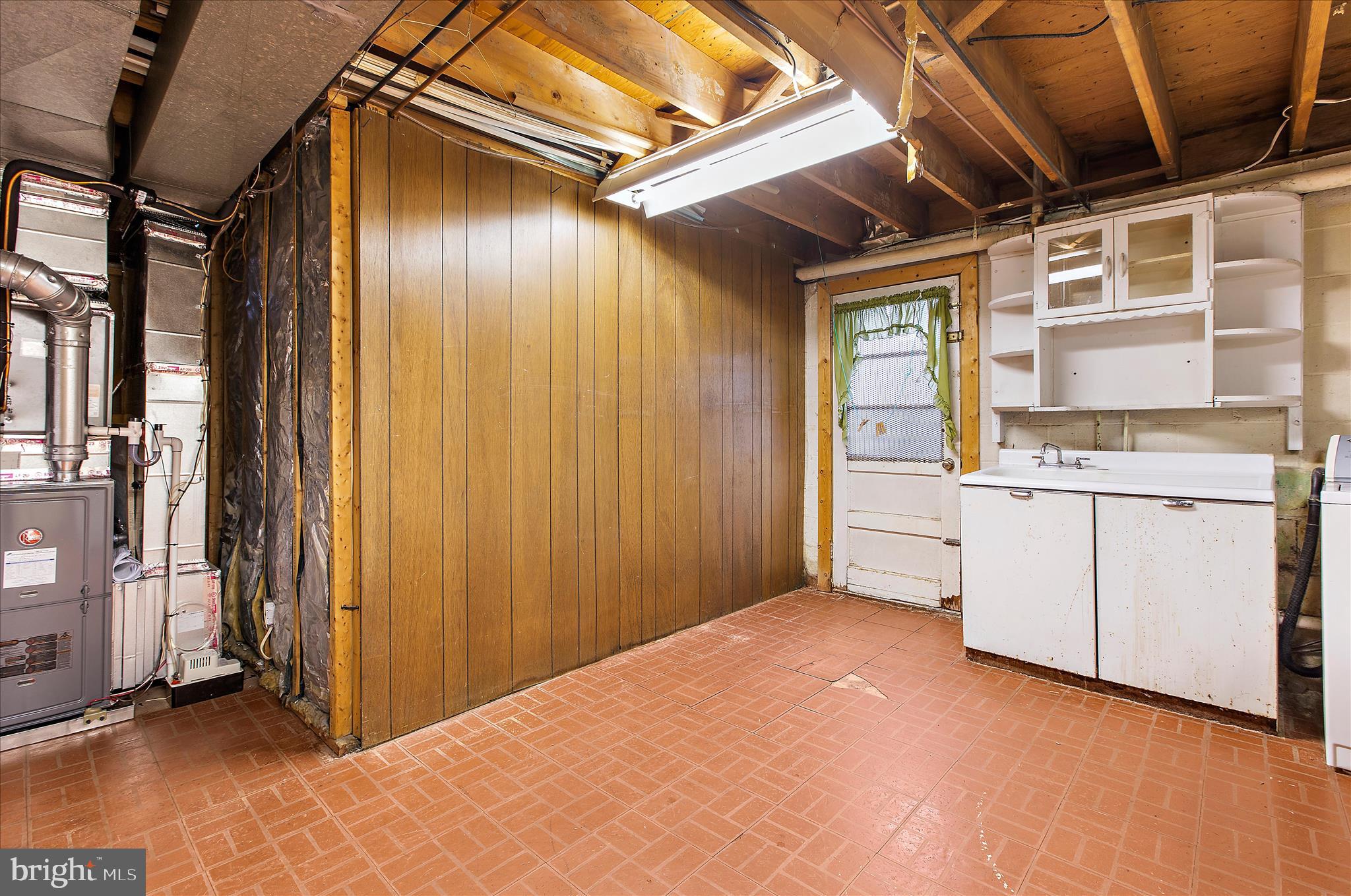133 Cedar Hill Road Baltimore, MD 21225 - Photo 34 of 47 Gallery Image 34