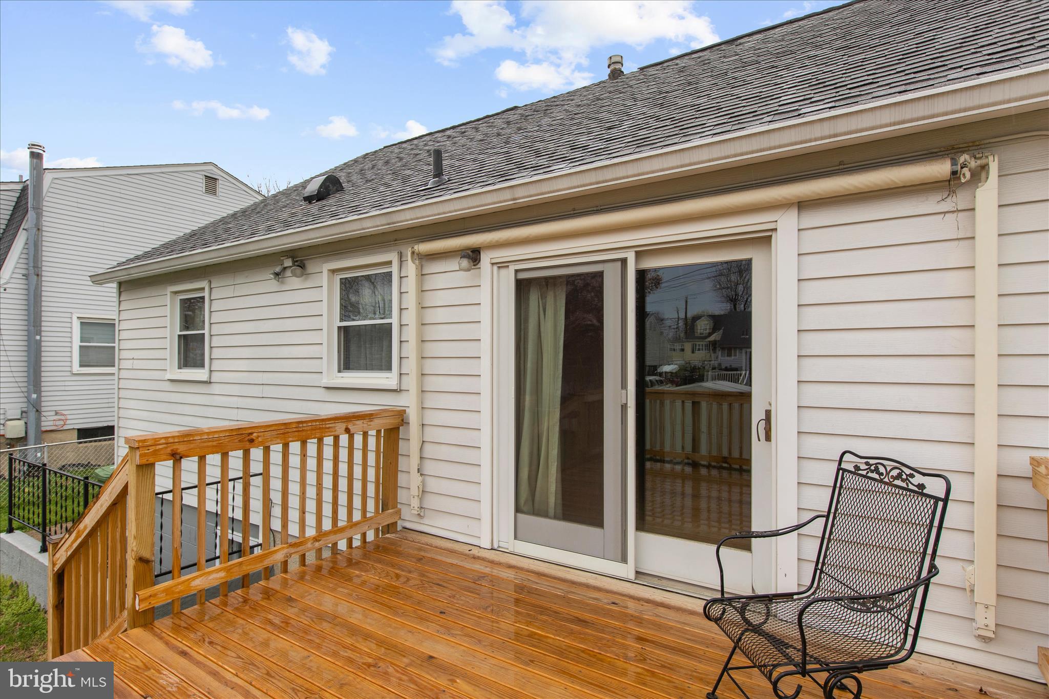 133 Cedar Hill Road Baltimore, MD 21225 - Photo 5 of 47 Gallery Image 5