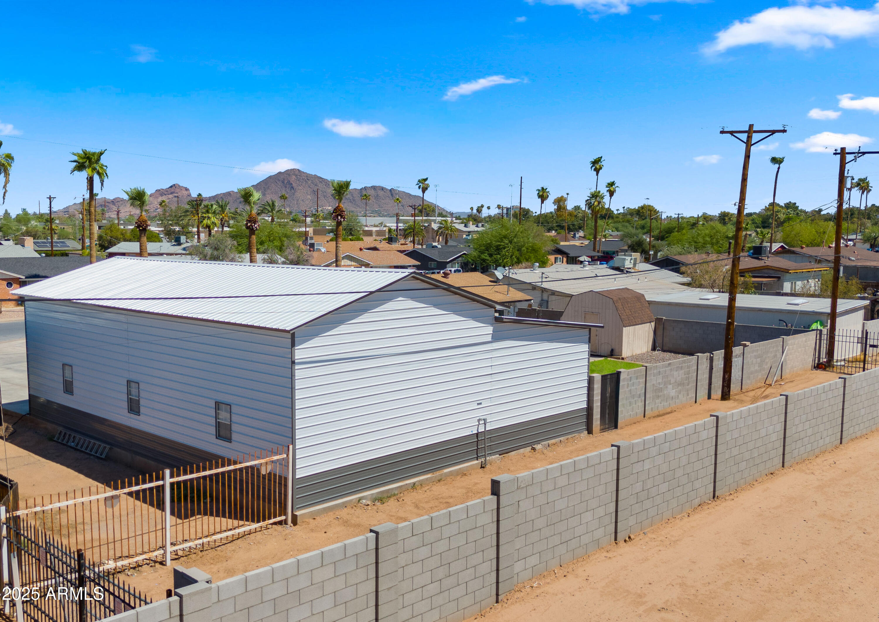 3501 East Coronado Road Phoenix, AZ 85008 - Photo 56 of 57 a view of a terrace