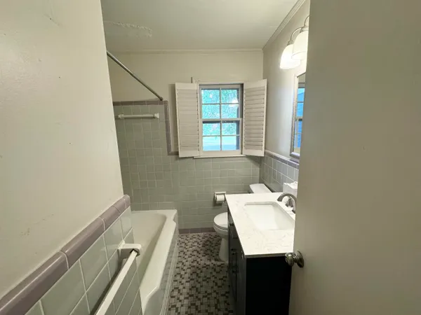 $2,550 | 115 Mary Ann Drive, Memphis, TN 38117