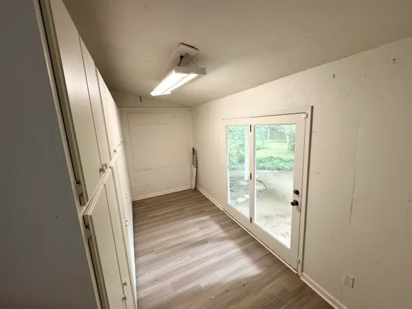 $2,500 | 115 Mary Ann Drive, Memphis, TN 38117