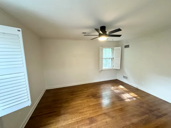 $2,550 | 115 Mary Ann Drive, Memphis, TN 38117