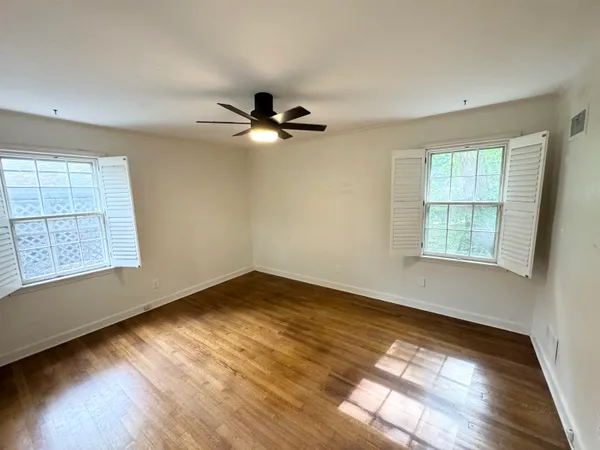 $2,550 | 115 Mary Ann Drive, Memphis, TN 38117