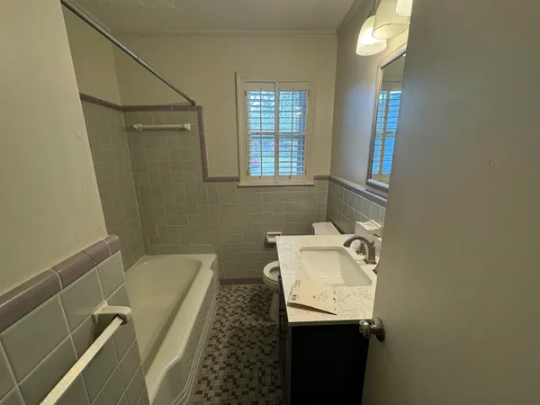 $2,500 | 115 Mary Ann Drive, Memphis, TN 38117