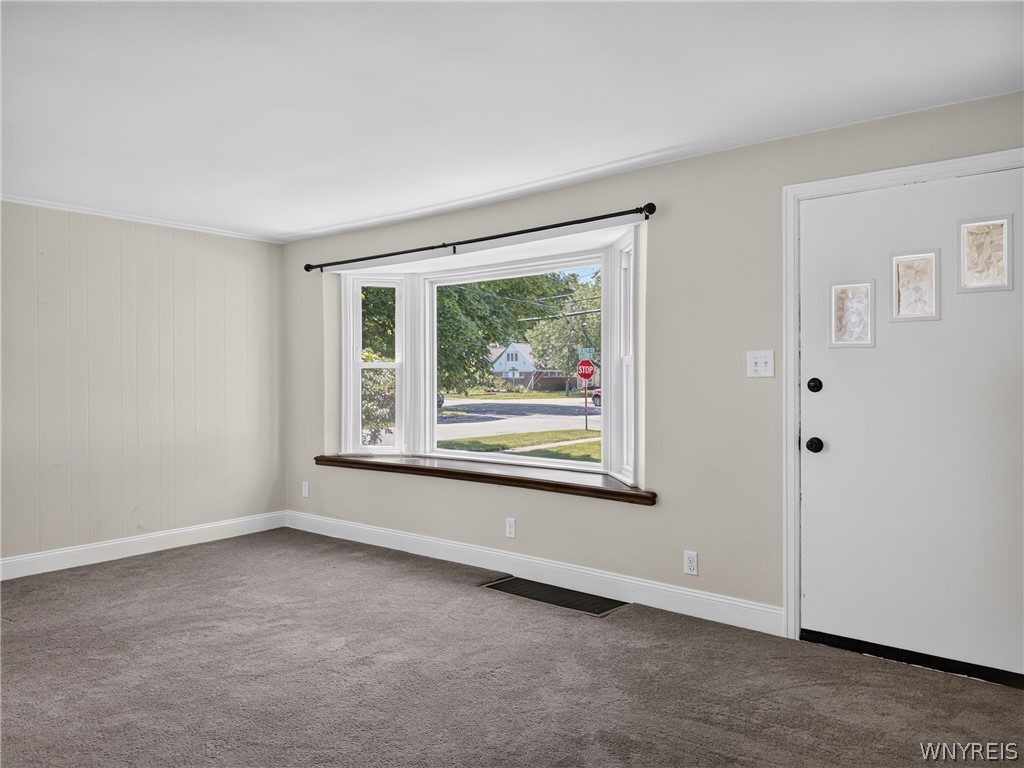831 Beach Road Cheektowaga, NY 14225 - Photo 25 of 46