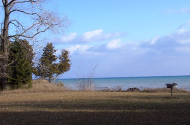 8740 County Road South Algoma, WI 54201 - Photo 1 of 1 Main View