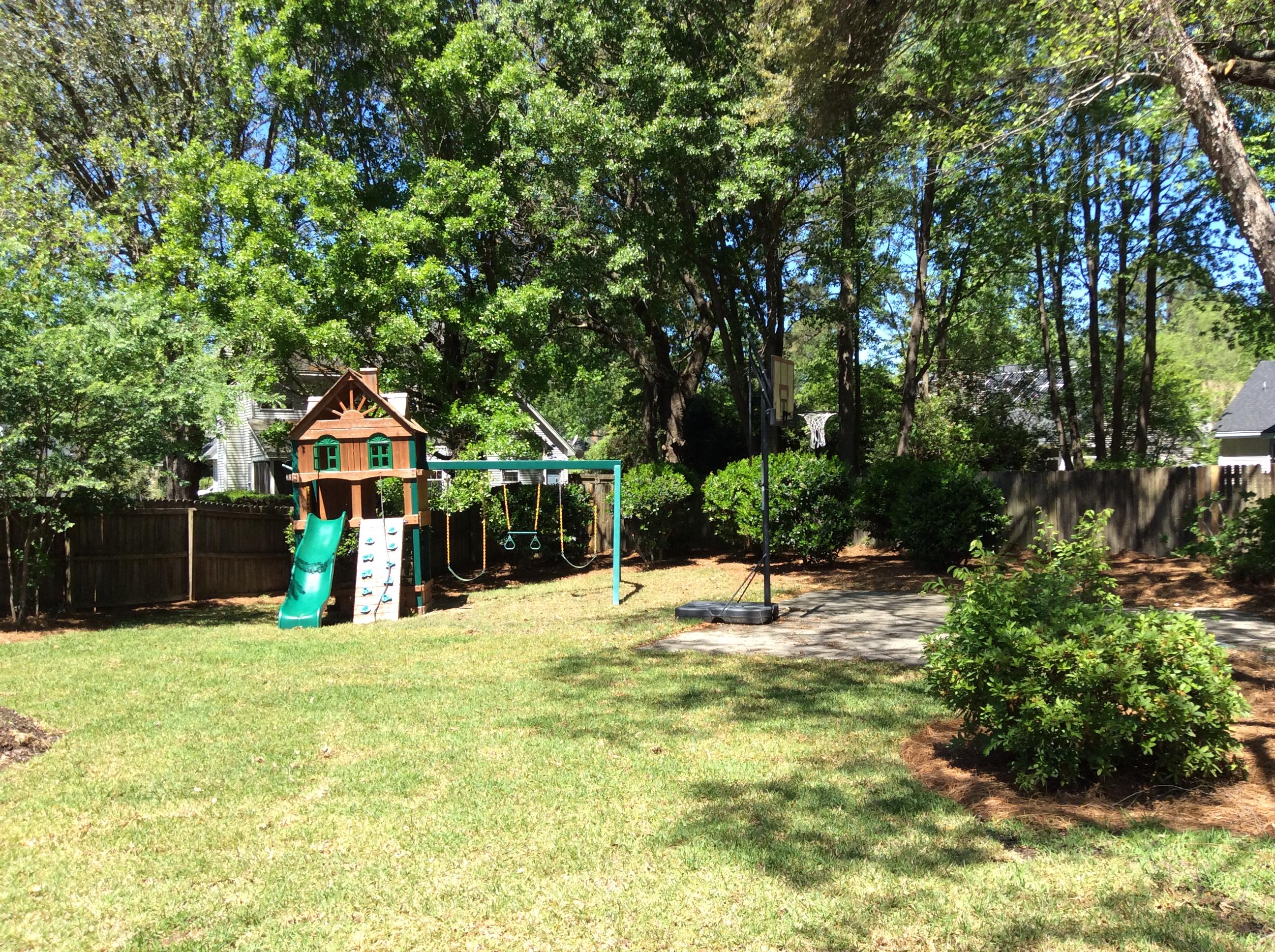 3187 Linksland Road Mount Pleasant, SC 29466 - Photo 11 of 12 DB7A5436-17D0-46F9-93EA-B78136B07E96