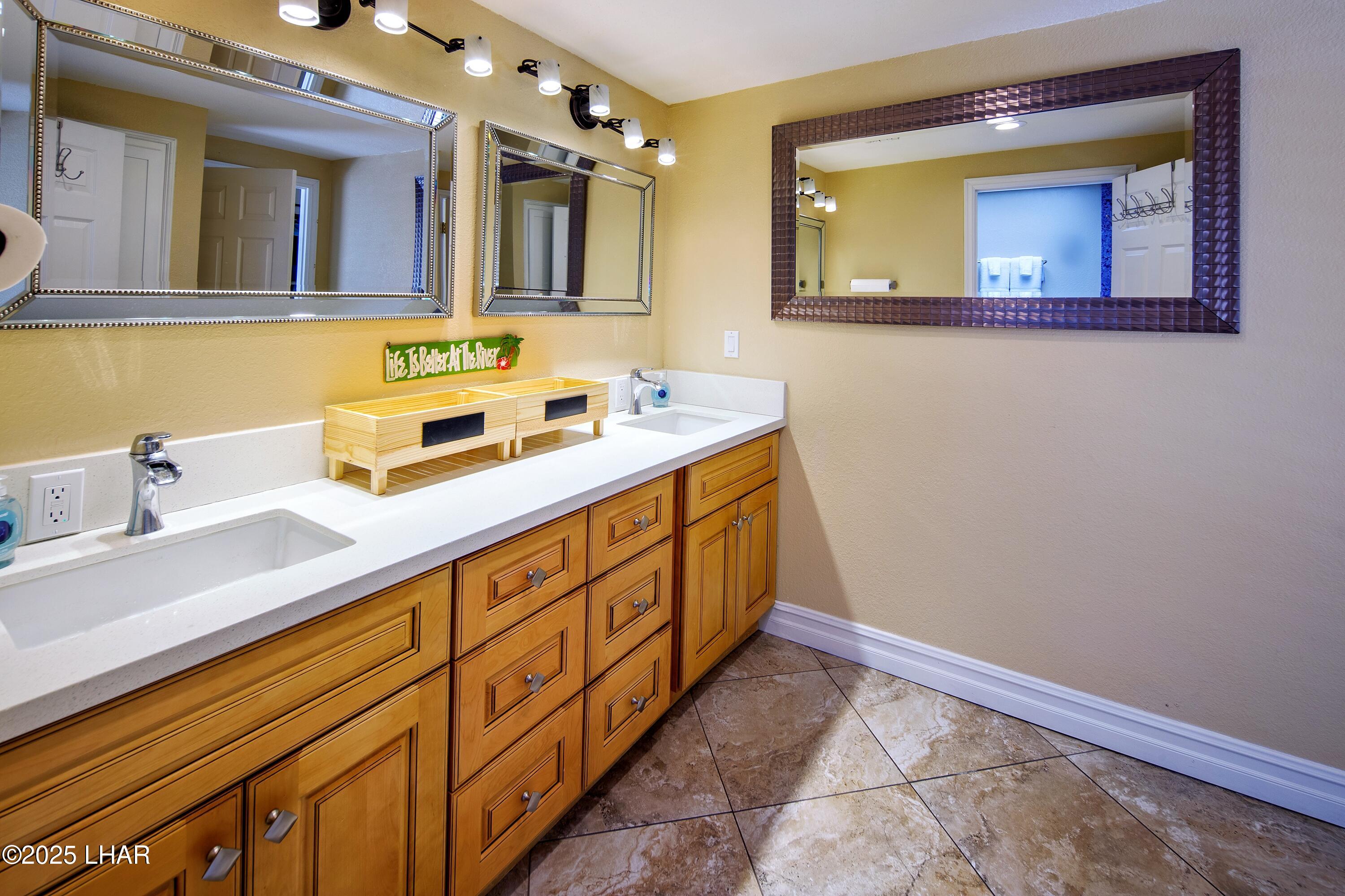 8850 Apache Loop Parker, AZ 85344 - Photo 22 of 31 8887 Papago Loop I (13)