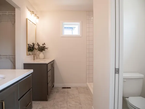 $460,834 | 10234 Concord Drive, Horace, ND 58047