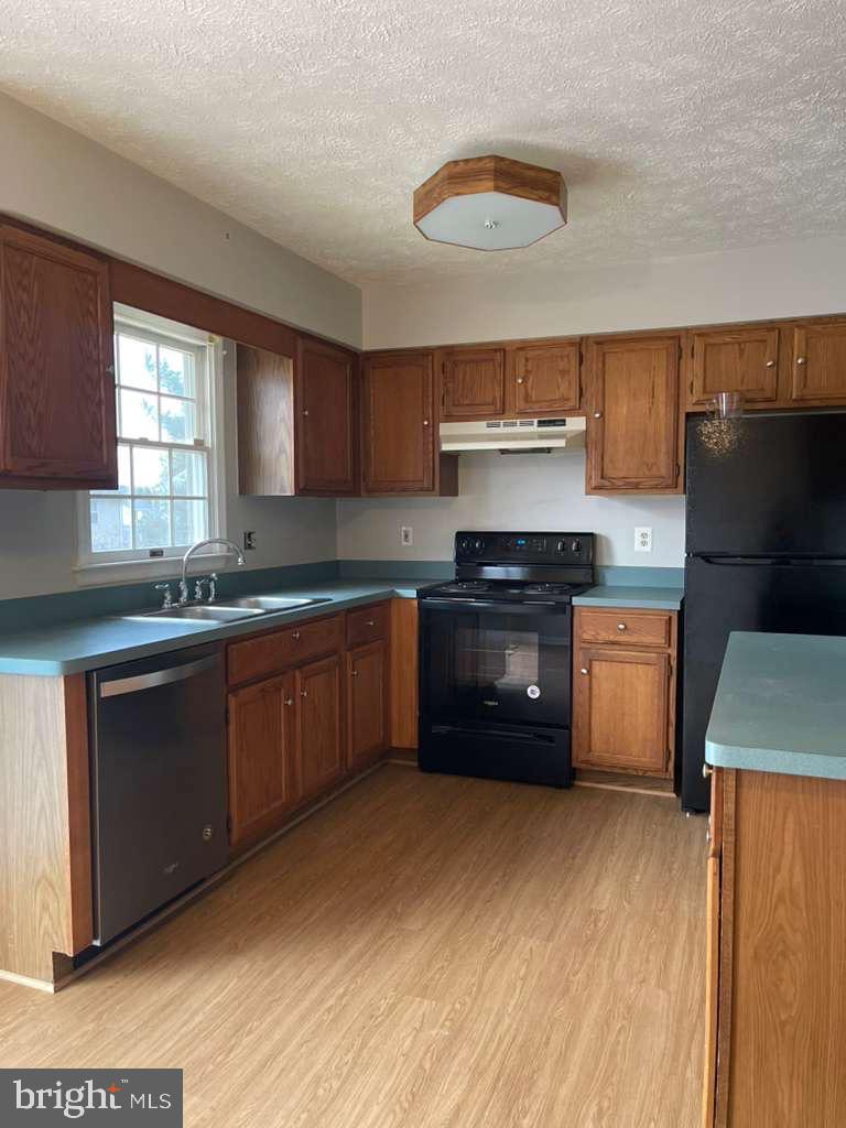 1600 Harrier Lane Culpeper, VA 22701 - Photo 4 of 10 Kitchen area