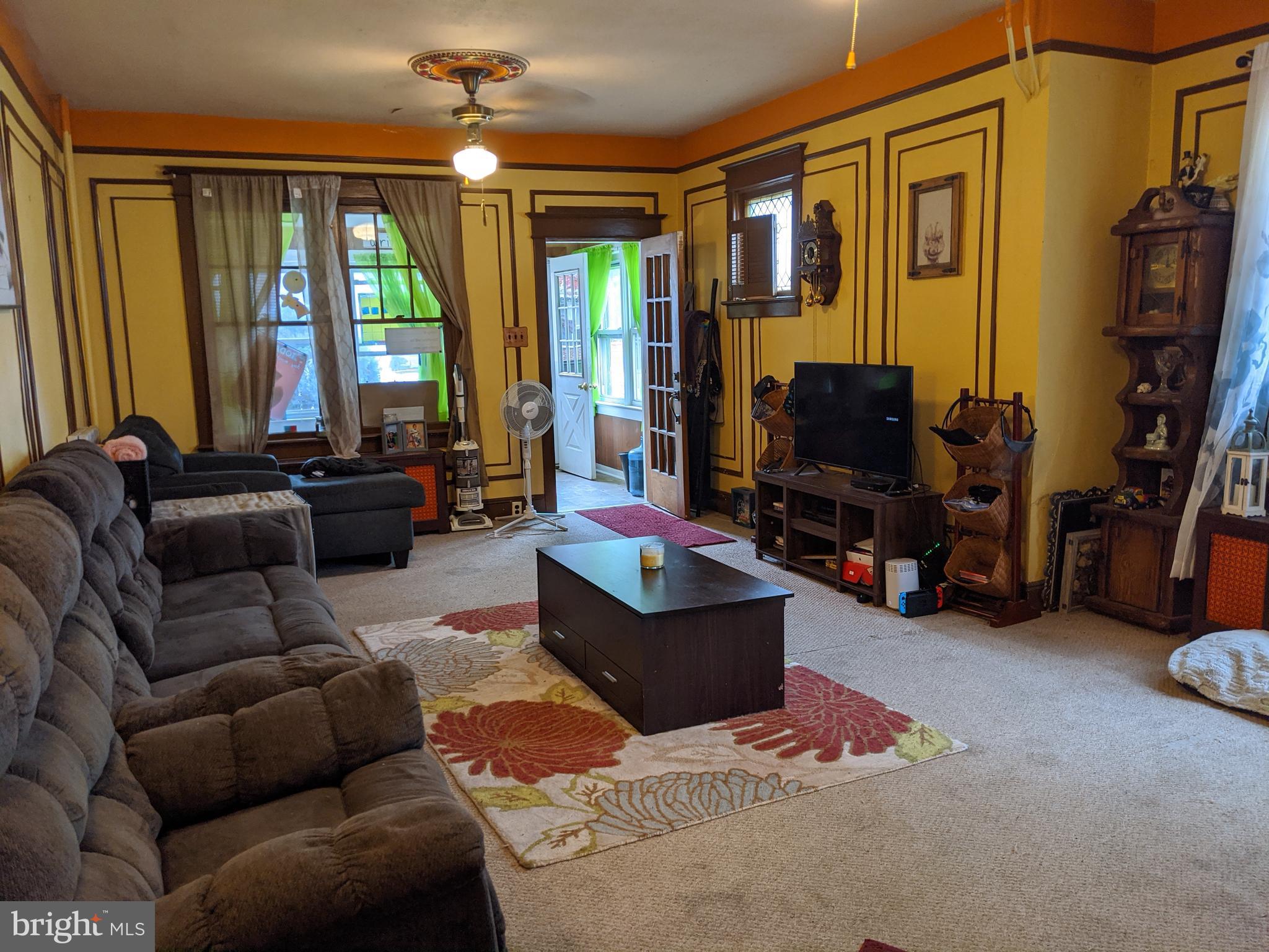 71 Reed Avenue Hamilton, NJ 08610 - Photo 11 of 18 Spacious Living Room