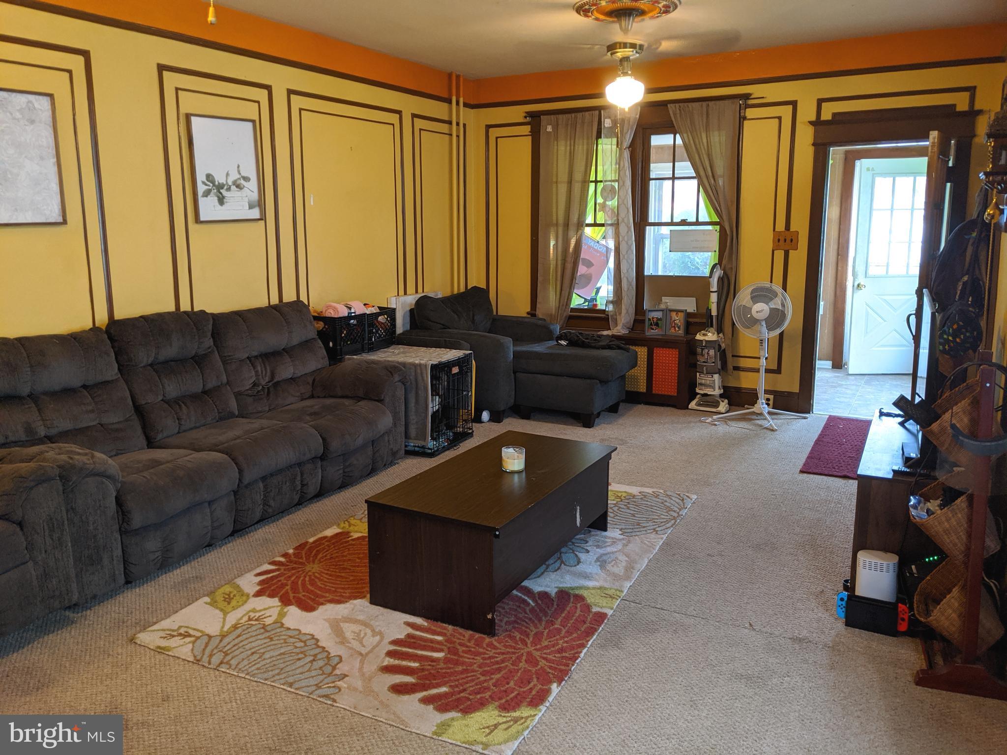 71 Reed Avenue Hamilton, NJ 08610 - Photo 10 of 18 Spacious Living Room