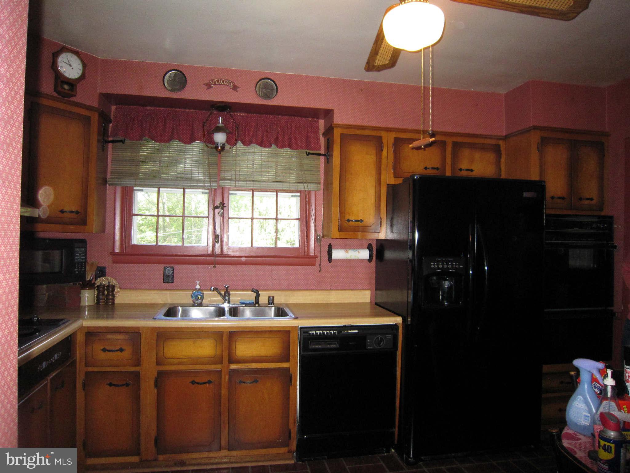 114 Felton Road Lutherville-Timonium, MD 21093 - Photo 7 of 26 Kitchen