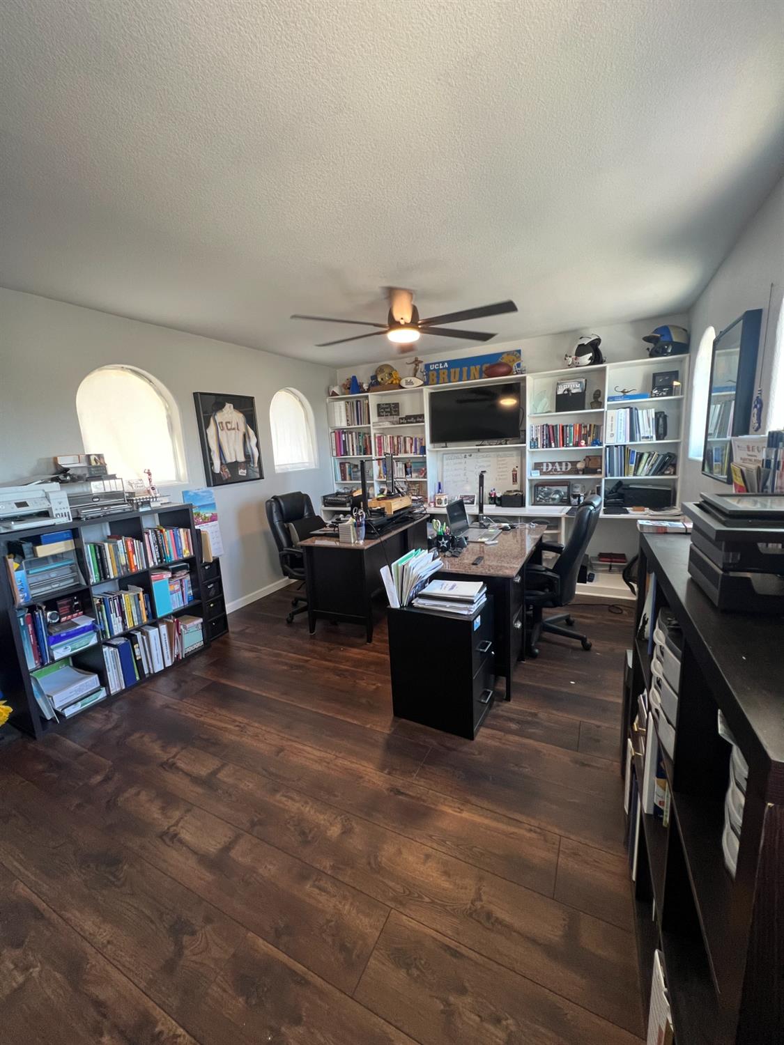 2653 Ashcroft Avenue Clovis, CA 93611 - Photo 14 of 45 a living room with lots of furniture and kitchen view