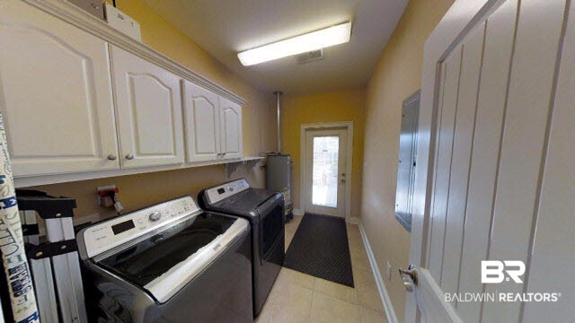 16872 County Road 12 South Foley, AL 36535 - Photo 14 of 35 Laundry room is spacious and offers access to lanai.