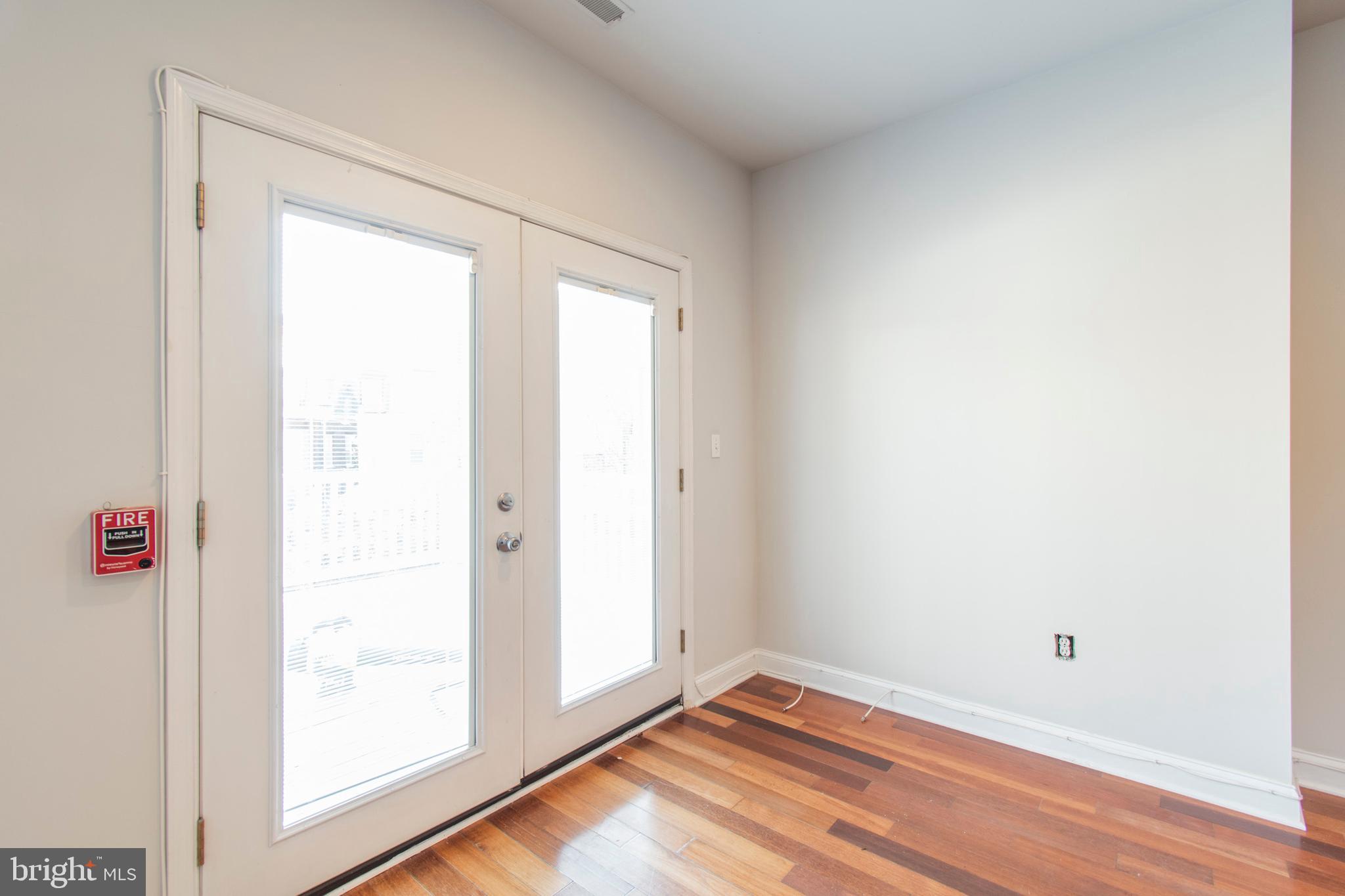 931 North 19th Street Philadelphia, PA 19130 - Photo 12 of 27