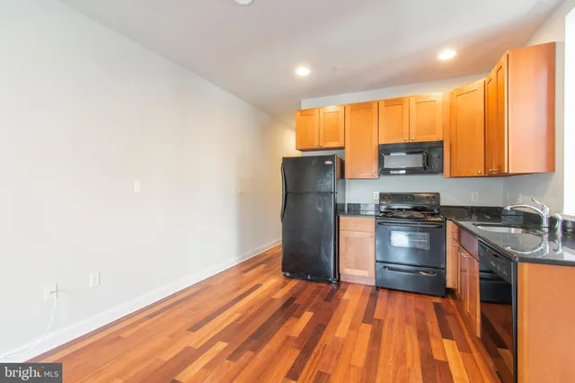 $749,000 | 931 North 19th Street, Philadelphia, PA 19130