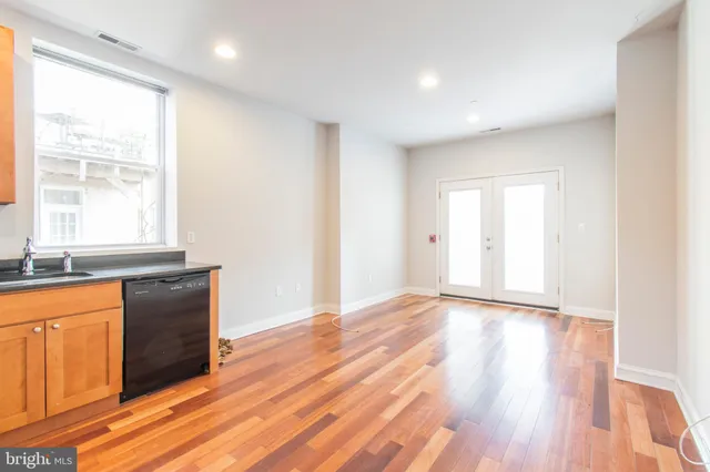 $749,000 | 931 North 19th Street, Philadelphia, PA 19130
