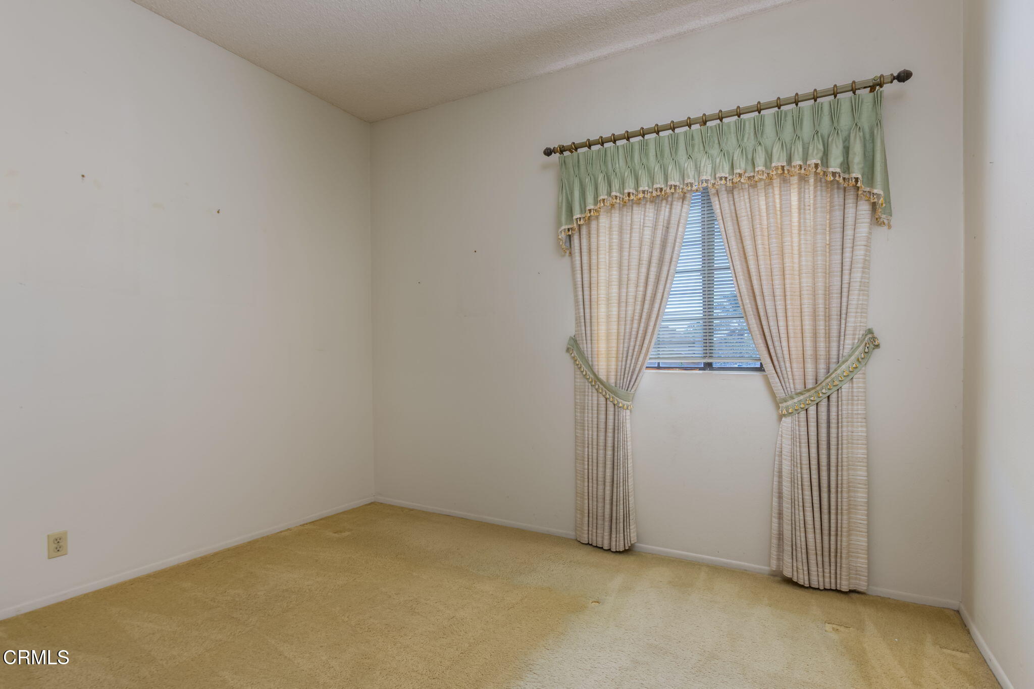 2201 Knightsbridge Place Oxnard, CA 93030 - Photo 19 of 29 VCVirtuals--016