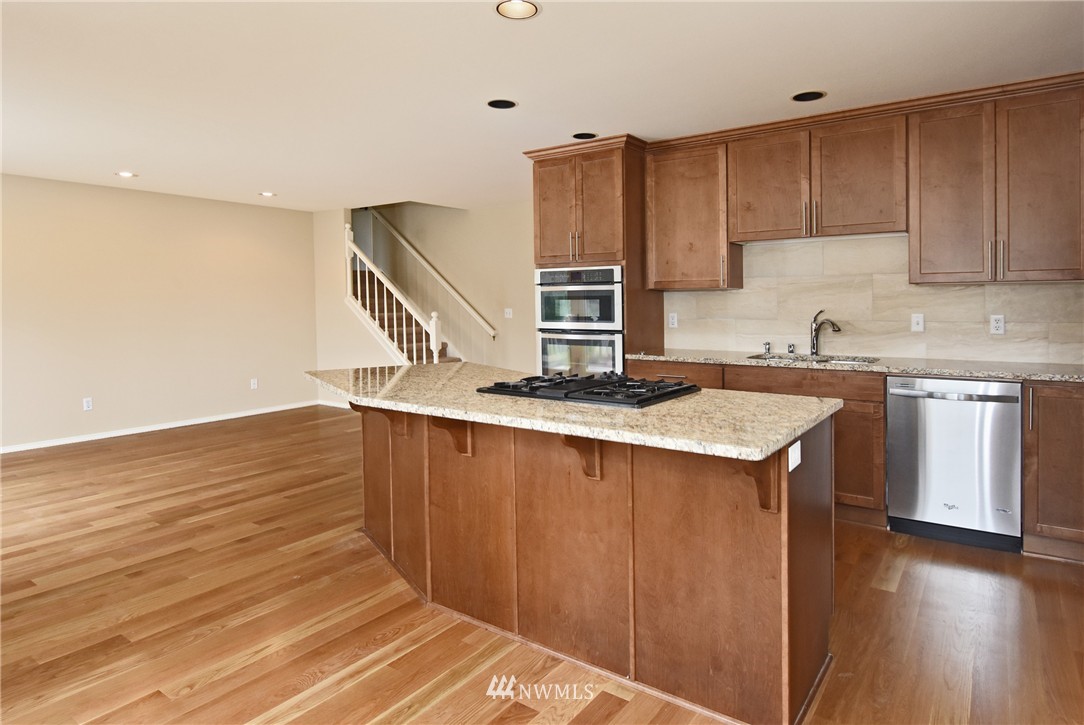 16223 Valhalla Drive Bothell, WA 98011 - Photo 8 of 16 Gallery Image 8