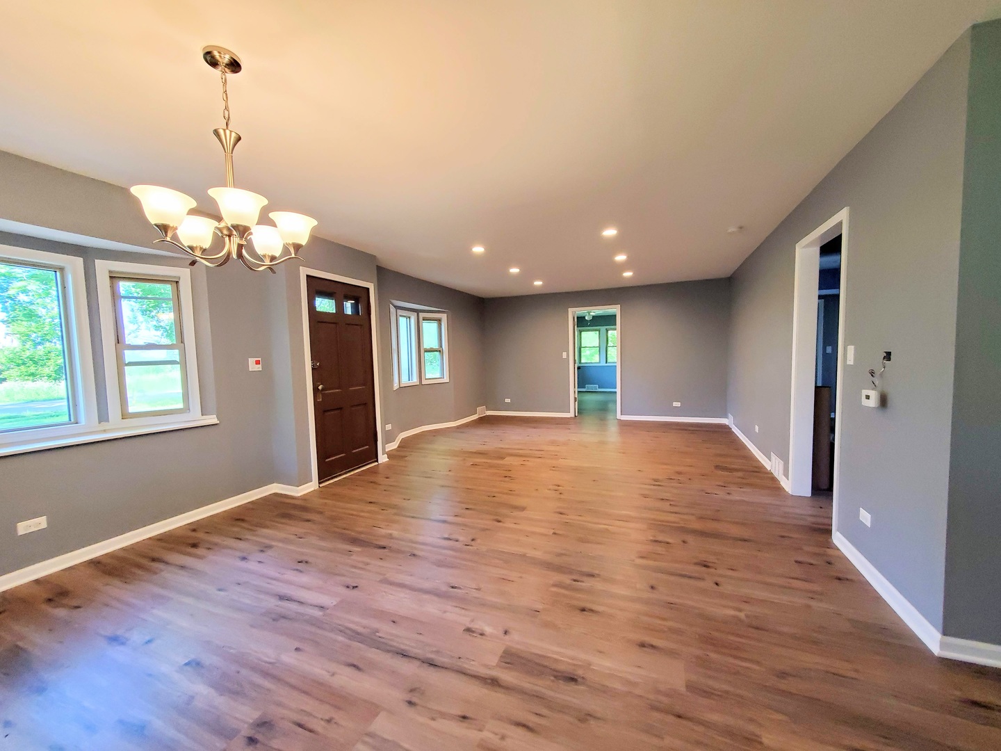 4701 McCullom Lake Road McHenry, IL 60050 - Photo 2 of 18