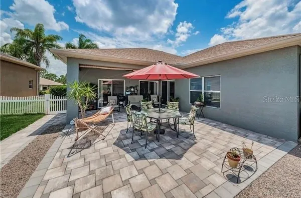 $2,950 | 2647 Wood Pointe Drive, Holiday, FL 34691