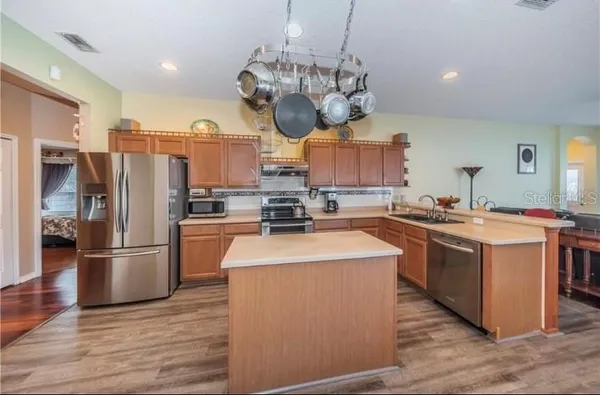 $2,950 | 2647 Wood Pointe Drive, Holiday, FL 34691