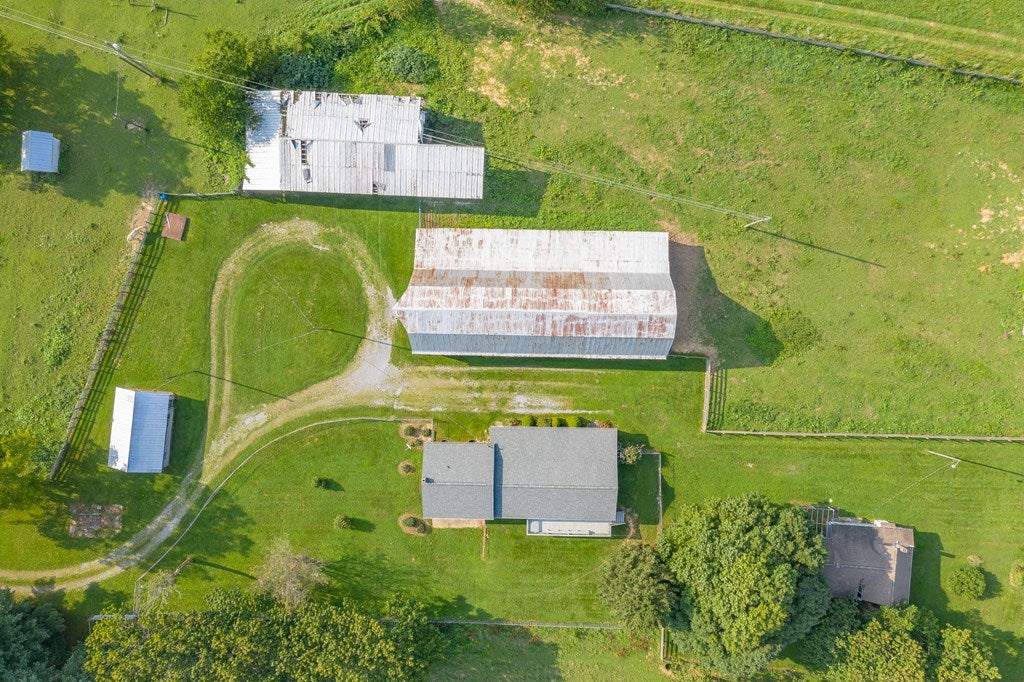 960 Fairview Road Wytheville, VA 24382 - Photo 73 of 75 Gallery Image 73