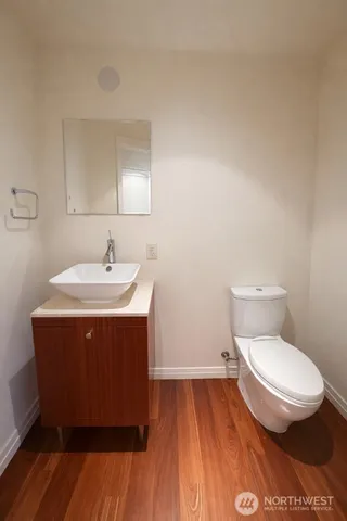 $3,250 | 10700 Northeast 4th Street, Unit 1210, Bellevue, WA 98004