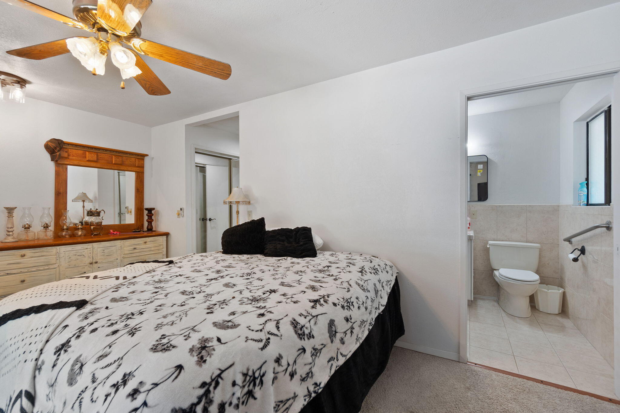 10390 October Lane Redding, CA 96003 - Photo 22 of 94 Bedroom #1