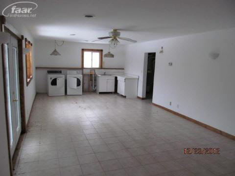 8326 Washburn Road Goodrich, MI 48438 - Photo 35 of 46 20265482-34.JPG