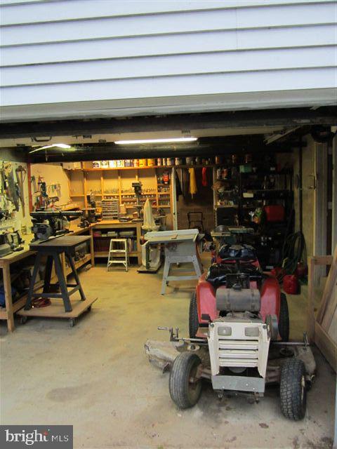 702 Lincoln Road Lititz, PA 17543 - Photo 9 of 12