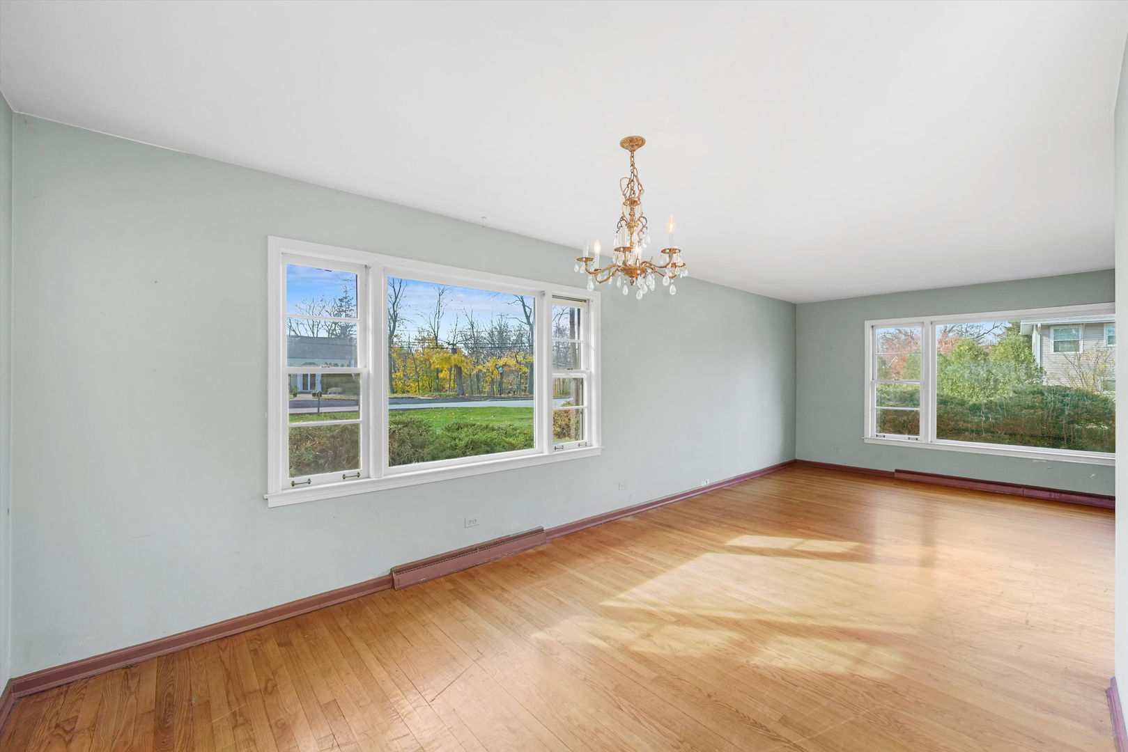 1725 North Happ Road Northbrook, IL 60062 - Photo 9 of 33 a view of an empty room with a window