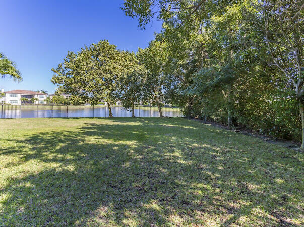 17704 Besito Way Boca Raton, FL 33496 - Photo 12 of 93 IMG_2400
