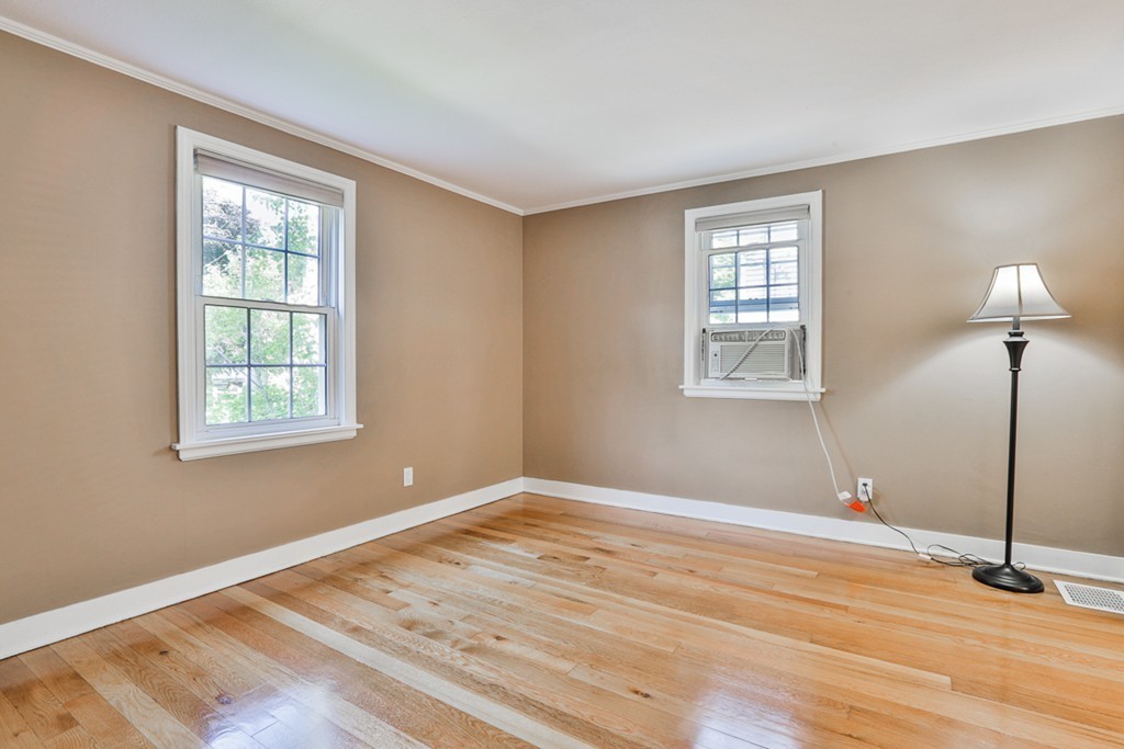 31 Jefferson Road, Unit 31 Wakefield, MA 01880 - Photo 3 of 20 Gallery Image 3