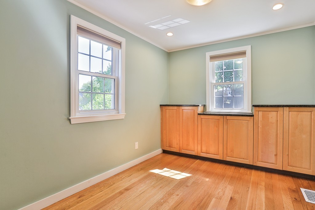 31 Jefferson Road, Unit 31 Wakefield, MA 01880 - Photo 6 of 20 Gallery Image 6