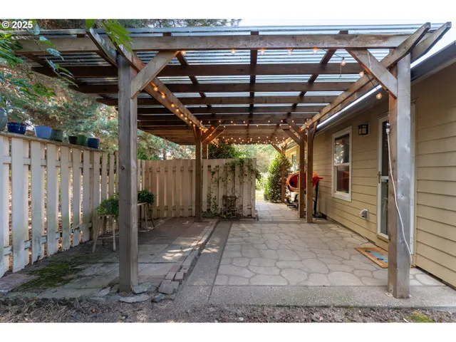 $519,000 | 1108 Hadley Road, Newberg, OR 97132