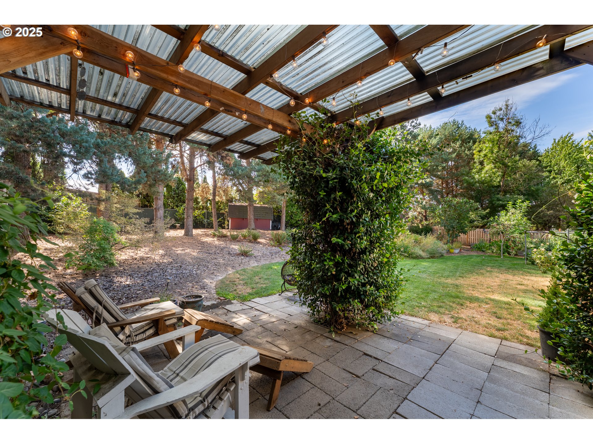 1108 Hadley Road Newberg, OR 97132 - Photo 28 of 42 a view of an outdoor space