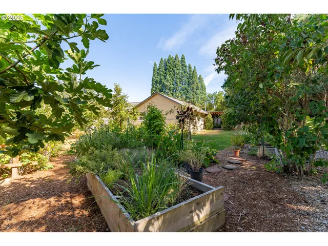 $519,000 | 1108 Hadley Road, Newberg, OR 97132