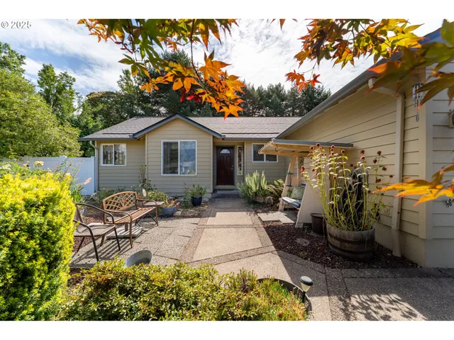 $519,000 | 1108 Hadley Road, Newberg, OR 97132