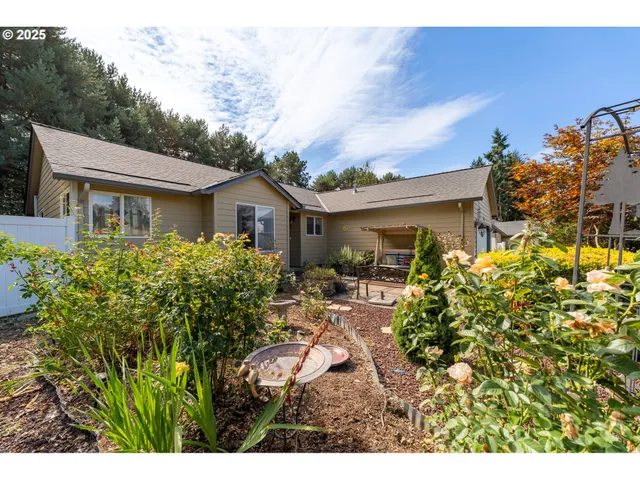 $519,000 | 1108 Hadley Road, Newberg, OR 97132