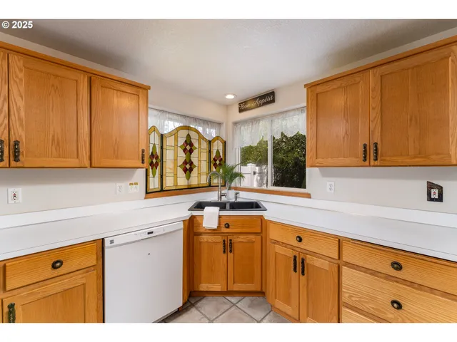 $519,000 | 1108 Hadley Road, Newberg, OR 97132