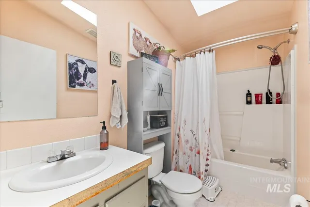 $489,900 | 10289 West Desert Duck Avenue, Mountain Home, ID 83647