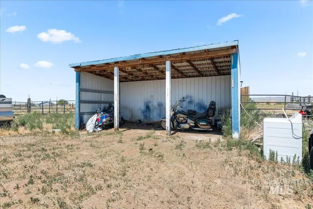 $489,900 | 10289 West Desert Duck Avenue, Mountain Home, ID 83647