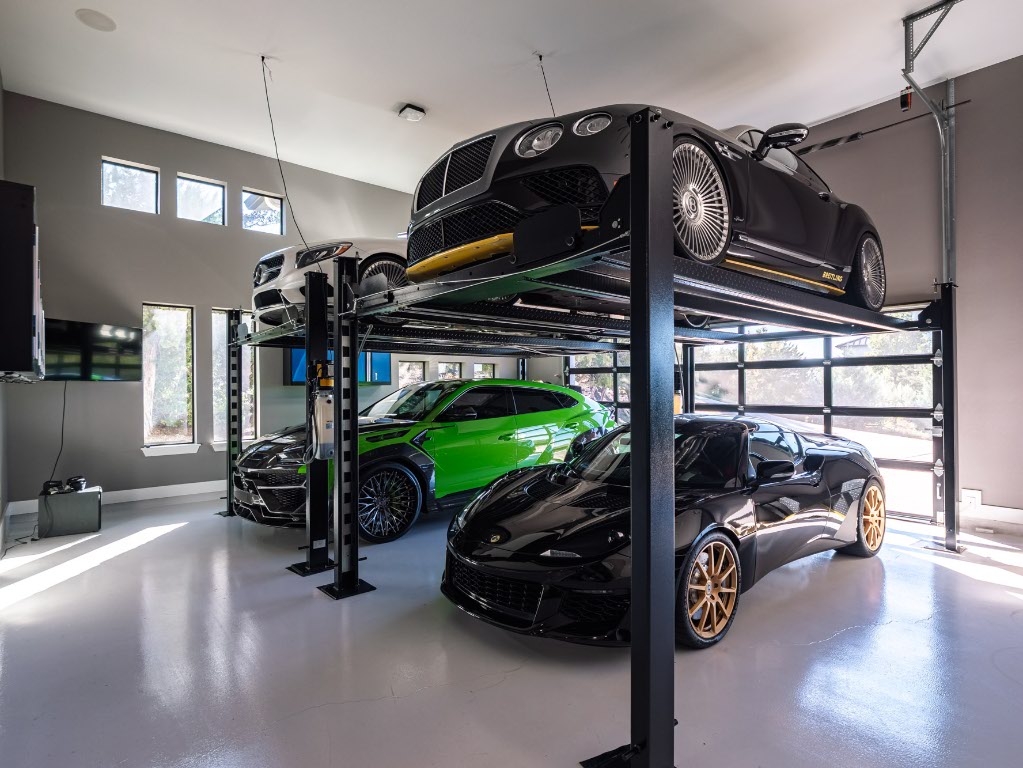 14900 Copper Ridge Lane Austin, TX 78734 - Photo 31 of 39 a bedroom with furniture and a window