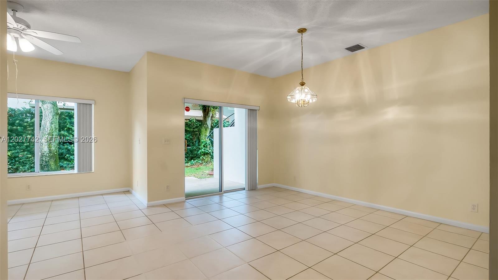 8320 Vía Serena Boca Raton, FL 33433 - Photo 11 of 44