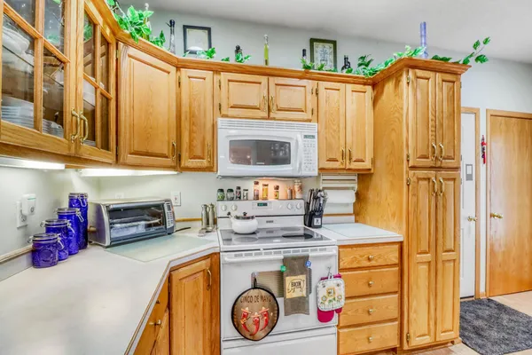 $525,000 | 2709 30th Avenue South, Fargo, ND 58103